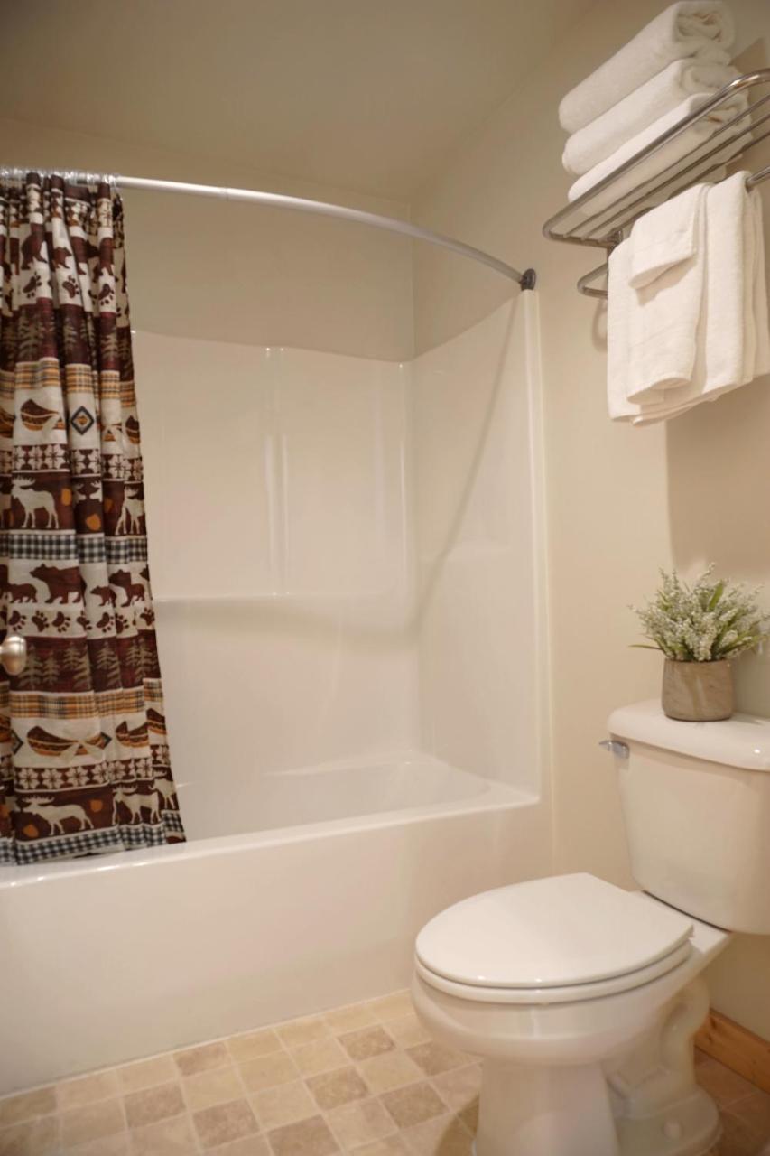 The Aspen Hotel West Yellowstone Ngoại thất bức ảnh